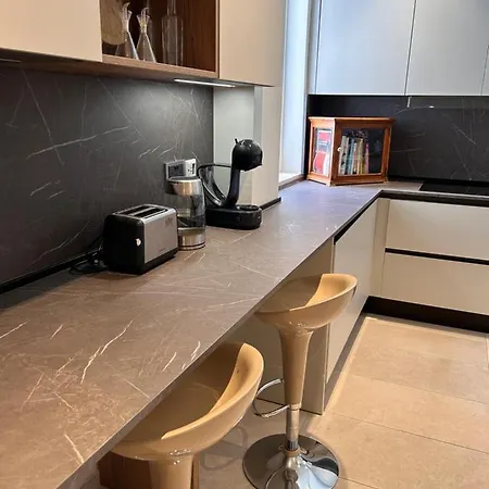 Luxury Private - Tv