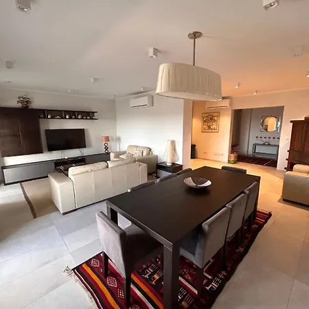 Luxury Private - Tv Hotel